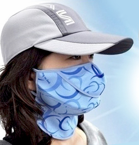 UVフェイスマスク　マスク 陽射しを92%カット レディースサイズ 柄あり ブルー